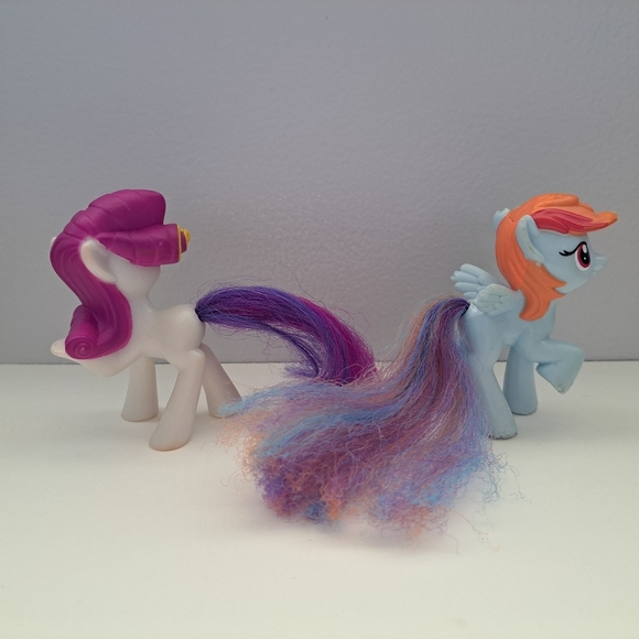 My little pony | McDonald's rainbow dash & rarity *damaged* - Picture 3 of 9
